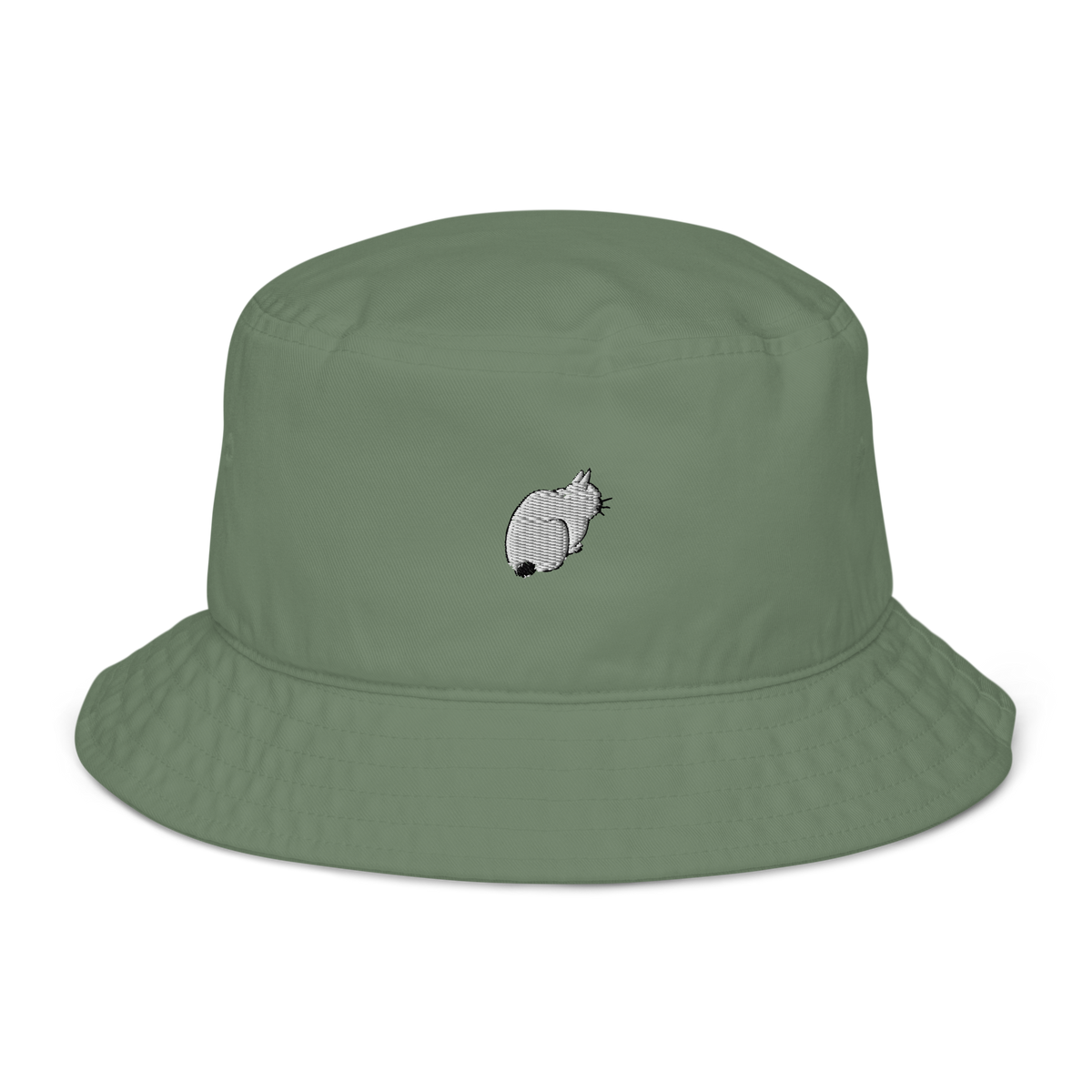 Organic bucket hat with embroidered cat motif inspired by Utagawa Hiroshige’s ukiyo-e art
