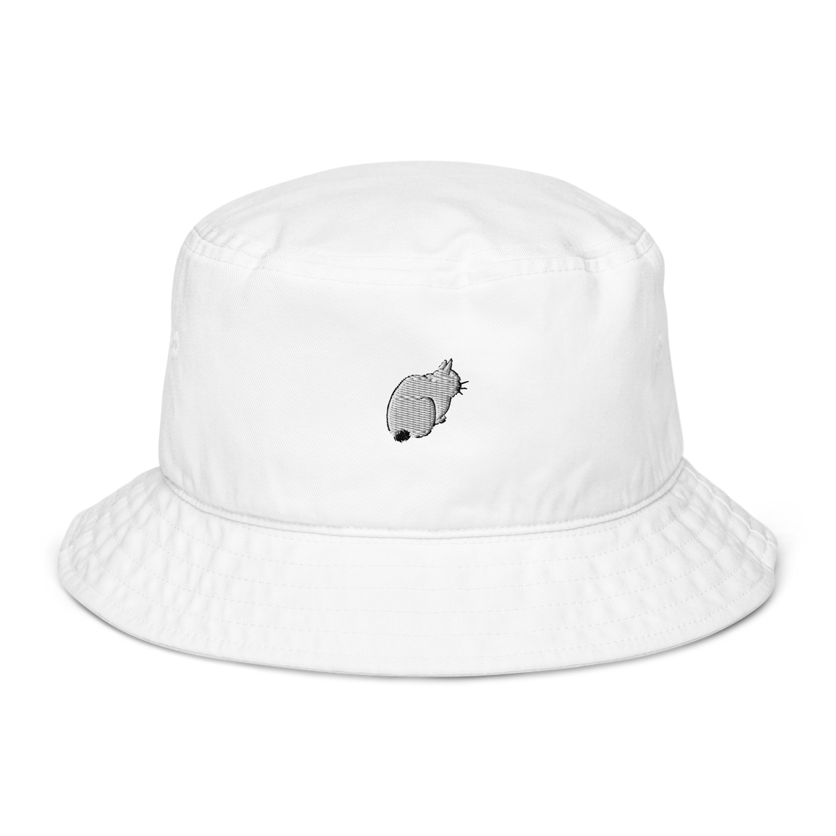 Organic bucket hat with embroidered cat motif inspired by Utagawa Hiroshige’s ukiyo-e art